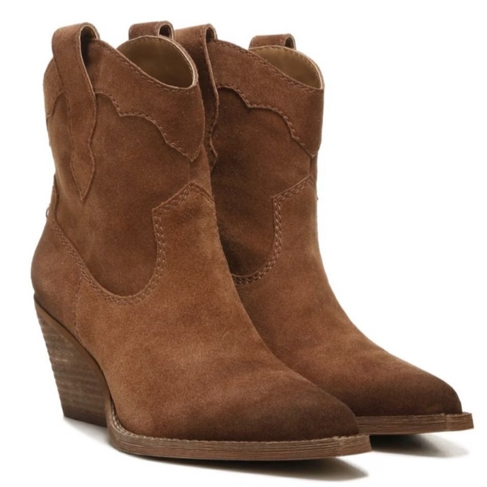 ZODIAC Women's Roslyn Western cowboy booties